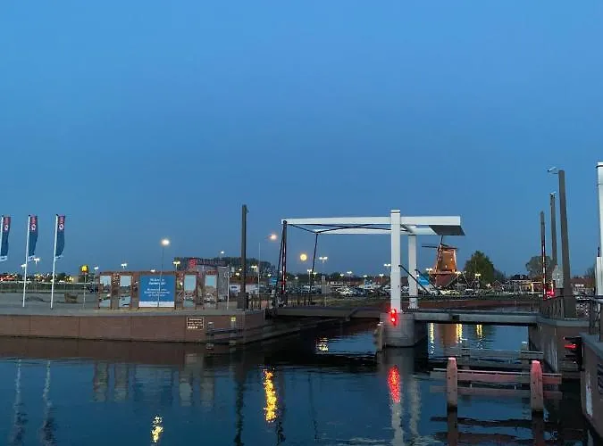 Boothuis Lägenhet *